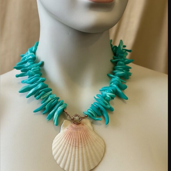Luxury Turquoise Sea Shell Necklace - Picture 1 of 5